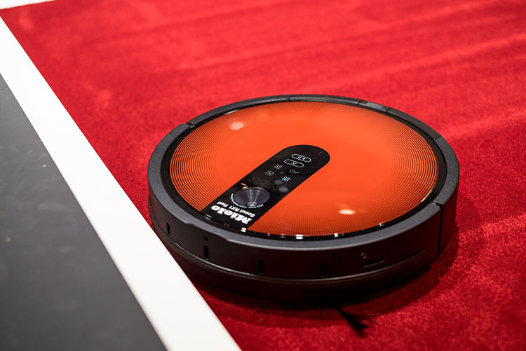 A compact robot vacuum cleaner